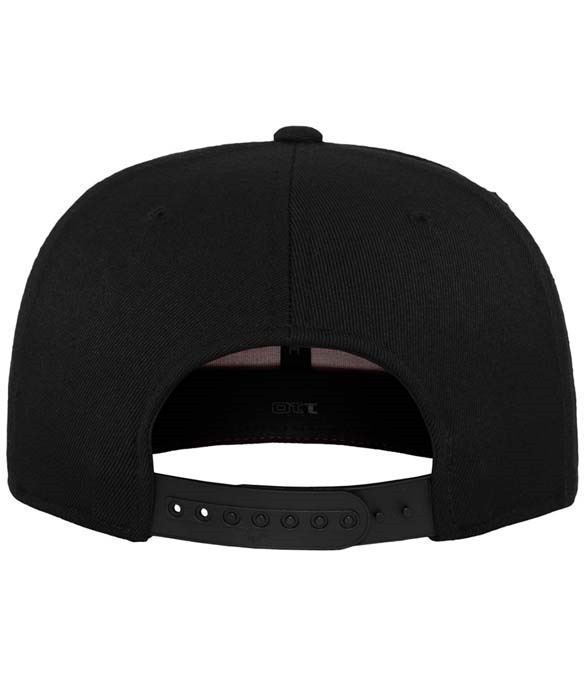 Flexfit Fitted Snapback Cap